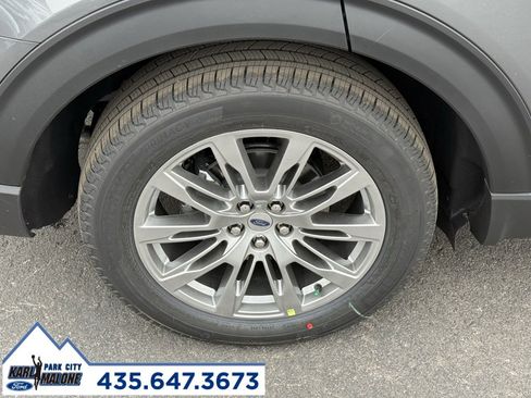 New 2026 Ford Explorer Active w/ Active Comfort Package image 9