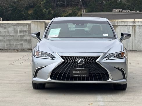 Certified 2025 Lexus ES 300h w/ Premium Package FWD image 5