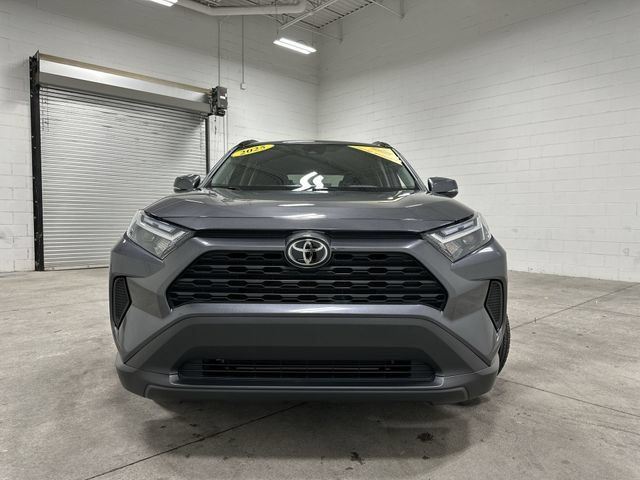 Used 2025 Toyota RAV4 XLE FWD image 10
