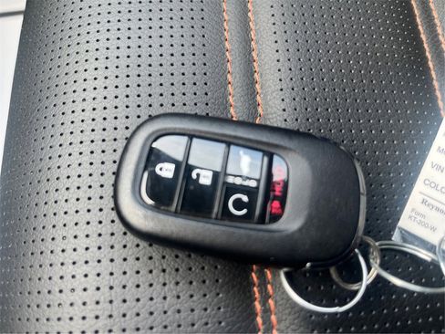 Used 2023 Honda CR-V Sport Touring image 37