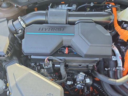 New 2025 Hyundai Santa Fe Calligraphy FWD image 33
