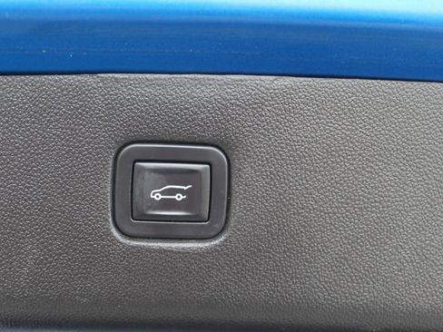 Used 2020 Chevrolet Blazer RS image 21