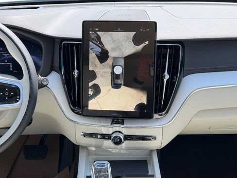 New 2026 Volvo XC60 B5 Ultra w/ Protection Package Premier image 7