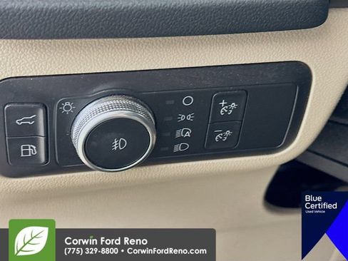 Used 2020 Ford Escape Titanium AWD/4WD image 13