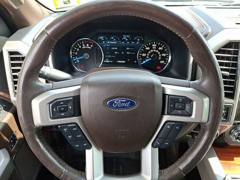 Used 2017 Ford F150 King Ranch w/ Equipment Group 601A Luxury AWD/4WD image 20