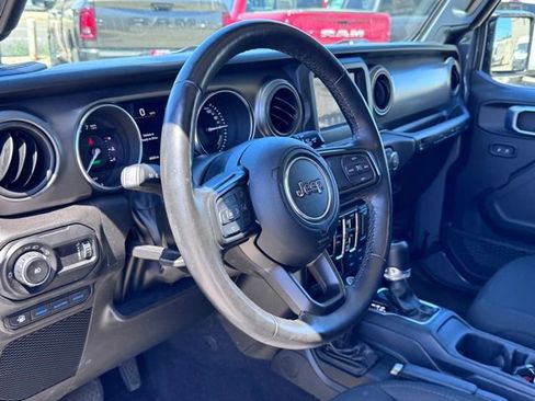 Used 2023 Jeep Wrangler Unlimited w/ Cold Weather Group AWD/4WD image 20