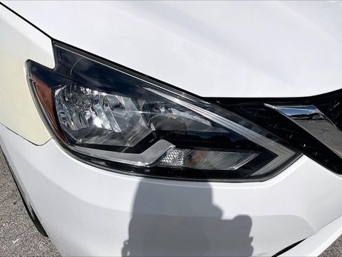 Used 2017 Nissan Sentra S FWD image 29