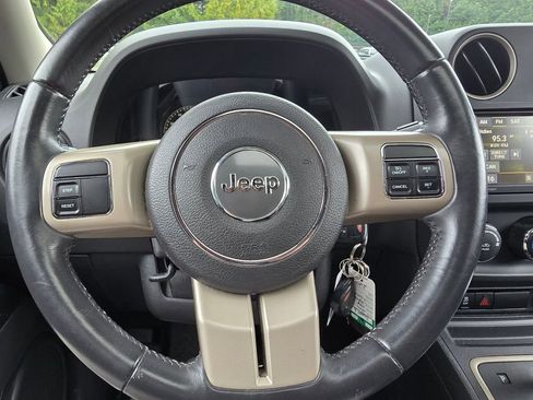 Used 2016 Jeep Patriot 75th Anniversary w/ Power Value Group image 3