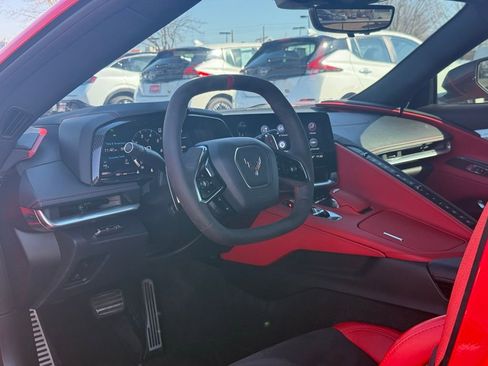 Used 2022 Chevrolet Corvette Stingray w/ Z51 Performance Package image 5