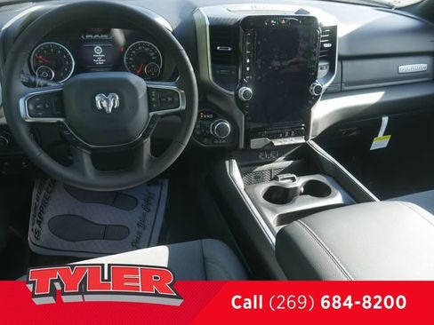 New 2026 RAM 1500 Big Horn AWD/4WD image 40