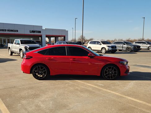 Used 2023 Honda Civic Sport Touring image 7