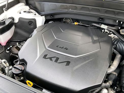 Used 2024 Kia Telluride LX FWD image 28