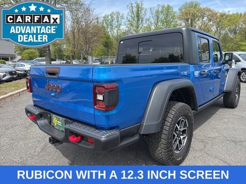 Used 2024 Jeep Gladiator Rubicon w/ Convenience Group AWD/4WD image 20