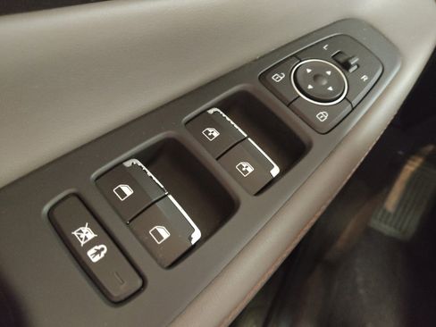 Used 2020 Hyundai Santa Fe Limited FWD image 27