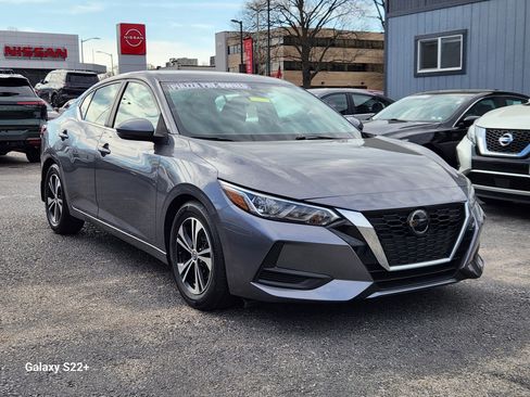 Used 2020 Nissan Sentra SV image 1