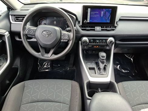 Used 2024 Toyota RAV4 XLE FWD image 12