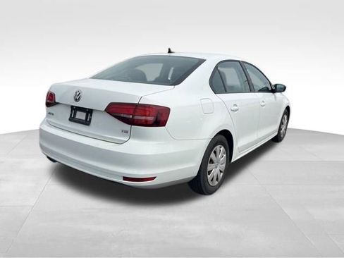 Used 2016 Volkswagen Jetta S image 7
