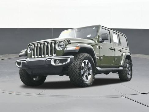 Used 2022 Jeep Wrangler Unlimited Sahara AWD/4WD image 59