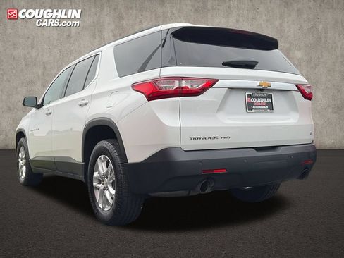 Used 2021 Chevrolet Traverse LT AWD/4WD image 4