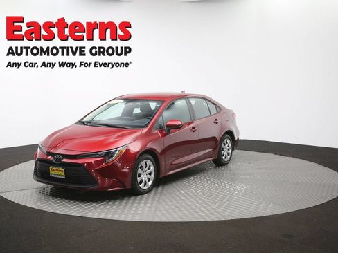 Used 2025 Toyota Corolla LE FWD image 55
