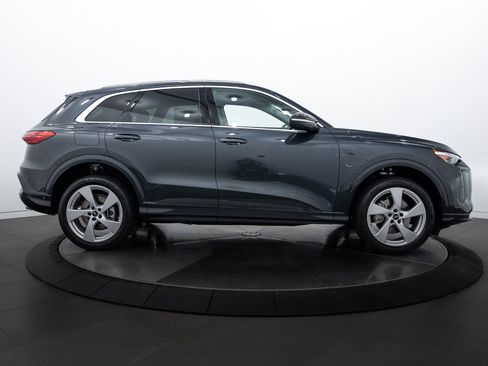 New 2025 Audi Q5 Premium Plus image 3