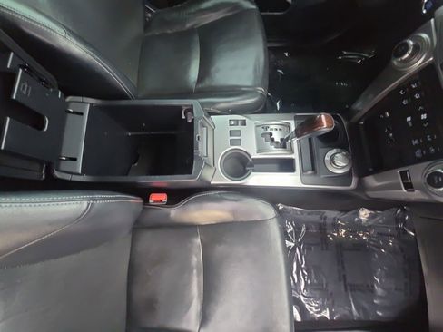 Used 2017 Toyota 4Runner Limited image 18