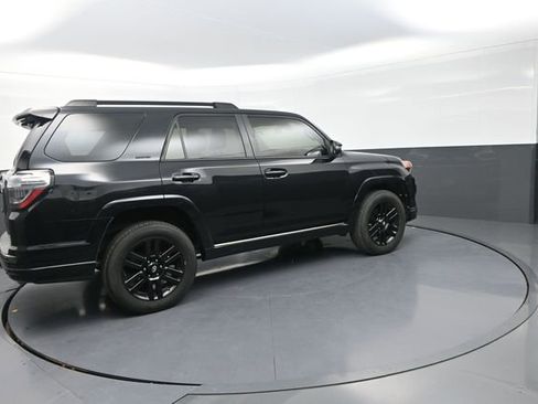 Used 2020 Toyota 4Runner Nightshade AWD/4WD image 33