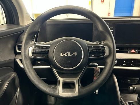 Used 2023 Kia Sportage LX FWD image 14