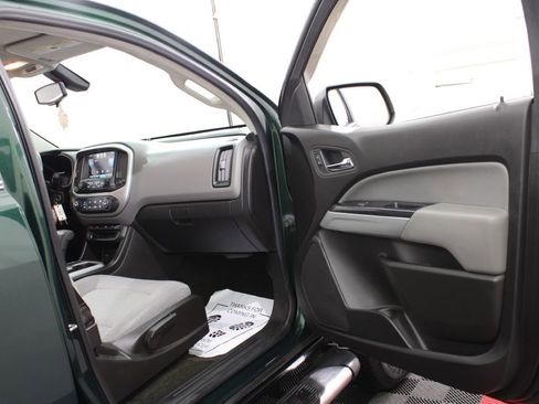 Used 2015 Chevrolet Colorado LT w/ LT Convenience Package AWD/4WD image 22