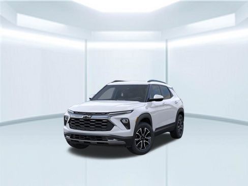 New 2026 Chevrolet TrailBlazer ACTIV FWD image 4