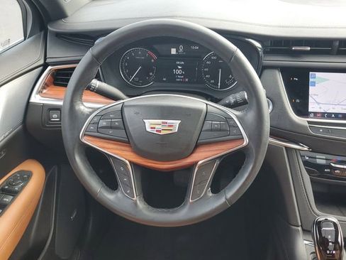 Certified 2023 Cadillac XT5 Premium Luxury w/ LPO, Floor Liner Package image 31
