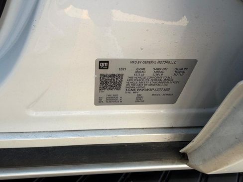 Used 2023 Chevrolet Traverse Premier w/ LPO, Floor Liner Package AWD/4WD image 26