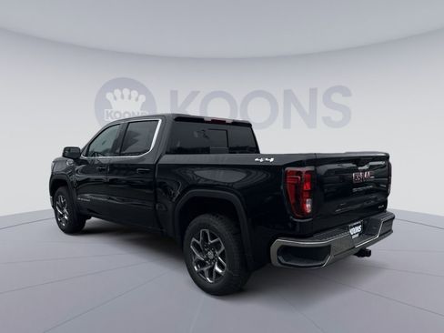 New 2026 GMC Sierra 1500 SLE w/ Preferred Package AWD/4WD image 4