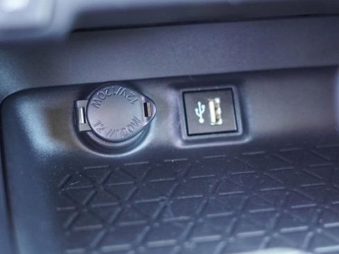 Used 2024 Toyota RAV4 LE AWD/4WD image 30