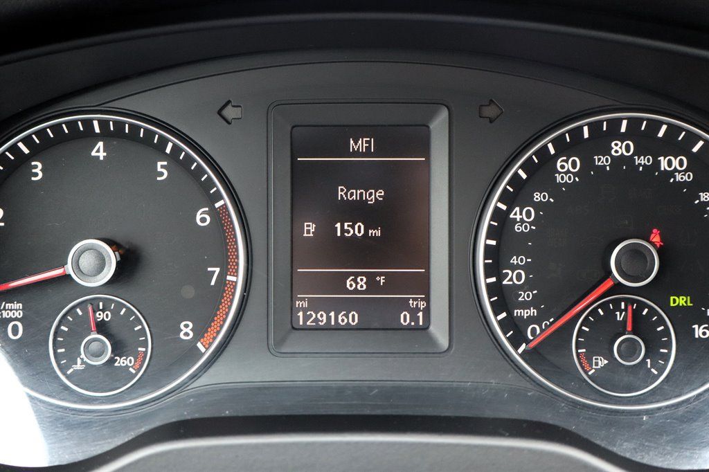 Used 2013 Volkswagen Jetta GLI Autobahn FWD image 24