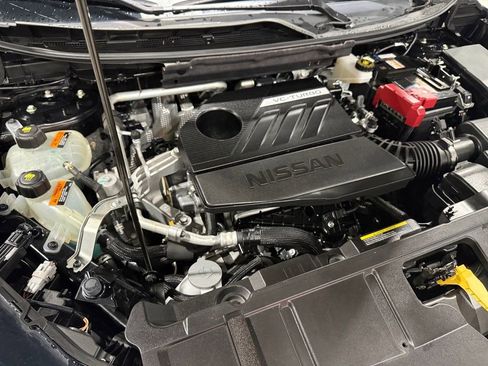 Used 2024 Nissan Rogue SV AWD/4WD image 37