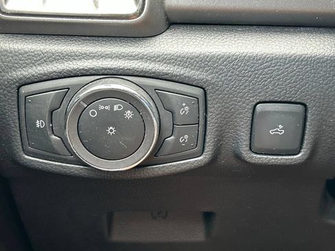 Used 2019 Ford Ranger XLT w/ Equipment Group 302A Luxury AWD/4WD image 30
