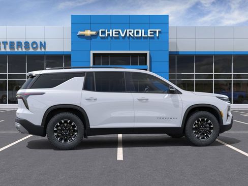 New 2026 Chevrolet Traverse Z71 w/ Enhanced Driving Package AWD/4WD image 4
