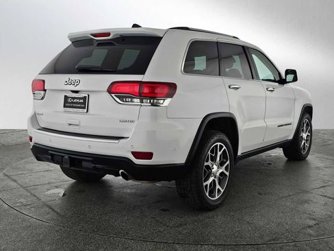 Used 2021 Jeep Grand Cherokee Limited w/ Luxury Group II image 3