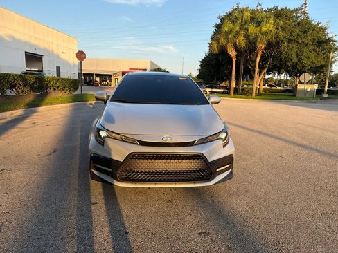 Used 2022 Toyota Corolla SE FWD image 8