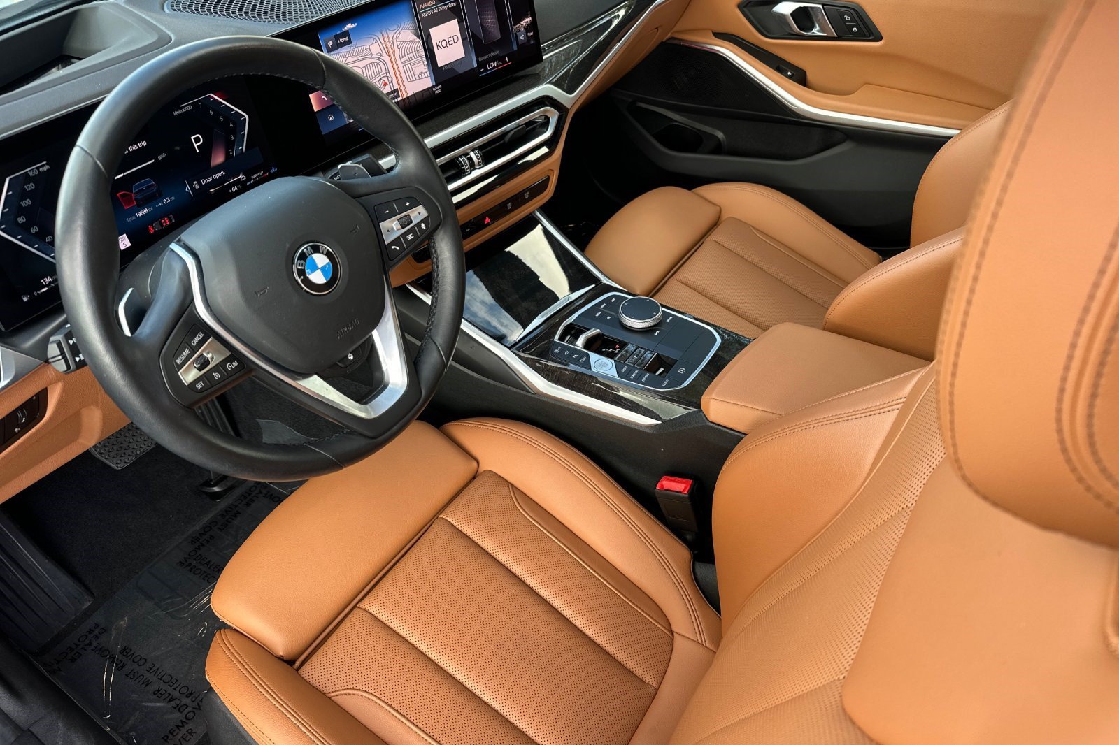 Used 2024 BMW 330i Sedan w/ Premium Package RWD image 11