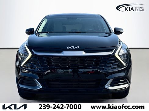 Certified 2023 Kia Sportage EX image 8