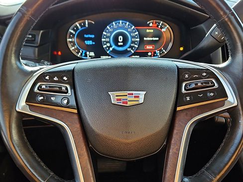 Used 2016 Cadillac Escalade Premium image 19