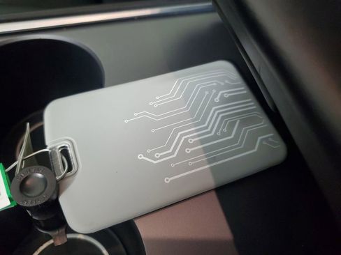 Used 2021 Tesla Model 3 Long Range image 33