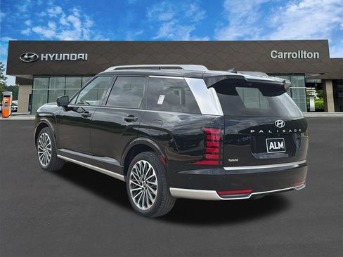 New 2026 Hyundai Palisade Calligraphy FWD image 8