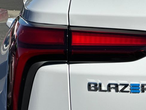 Used 2026 Chevrolet Blazer EV LT image 43