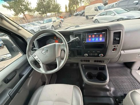 Used 2021 Nissan NV 2500 S image 24