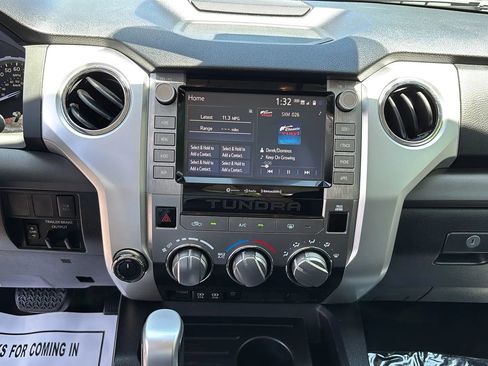 Used 2020 Toyota Tundra SR5 w/ SR5 Upgrade Package image 10