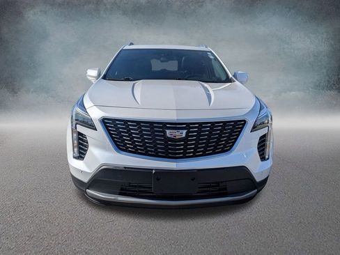 Certified 2023 Cadillac XT4 Premium Luxury w/ Cold Weather Package image 8