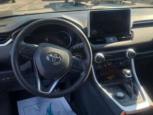 Used 2023 Toyota RAV4 Adventure w/ Convenience Package AWD/4WD image 5